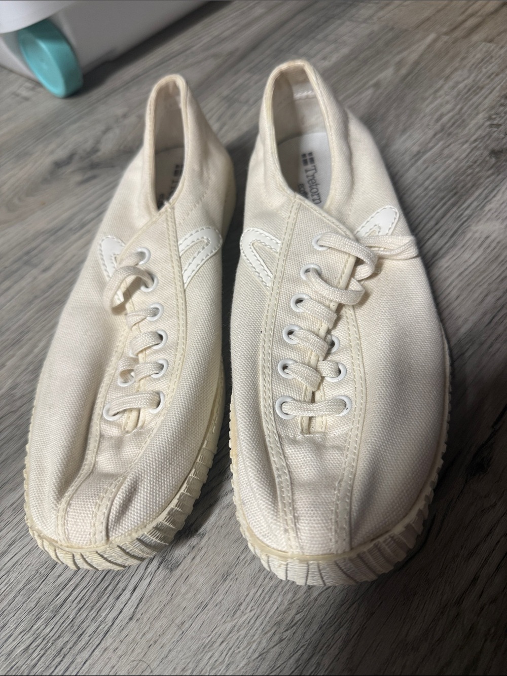 Tretorn Women's Cream Canvas Sneakers